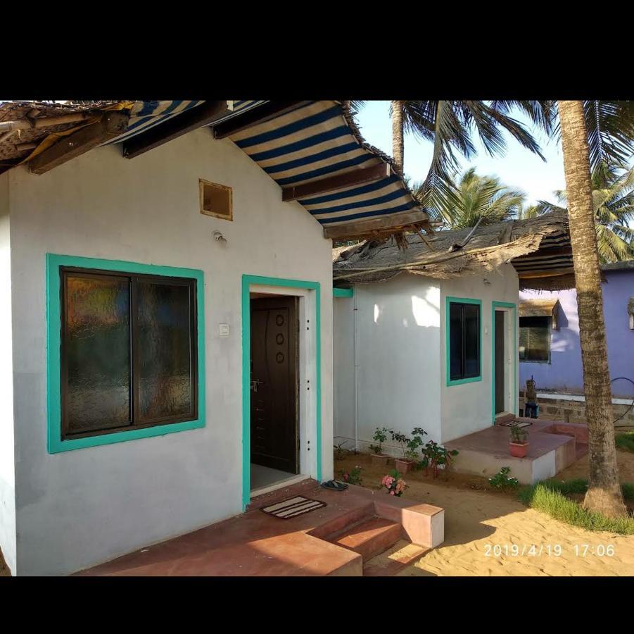 קארוואר Prafulla Homestay מראה חיצוני תמונה